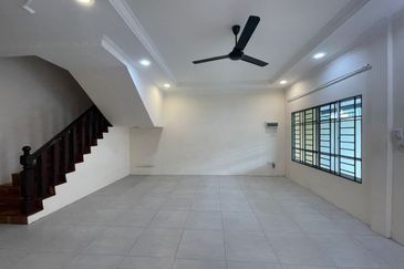  Merdang Gayam Double Storey Intermediate Terrace House For Rent at Lorong Merdang Gayam 1B 1B2, Unigarden, Kota Samarahan