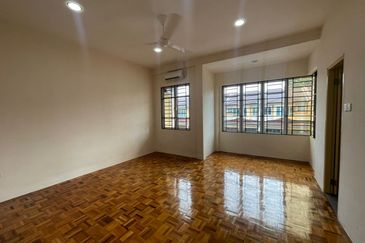  Merdang Gayam Double Storey Intermediate Terrace House For Rent at Lorong Merdang Gayam 1B 1B2, Unigarden, Kota Samarahan