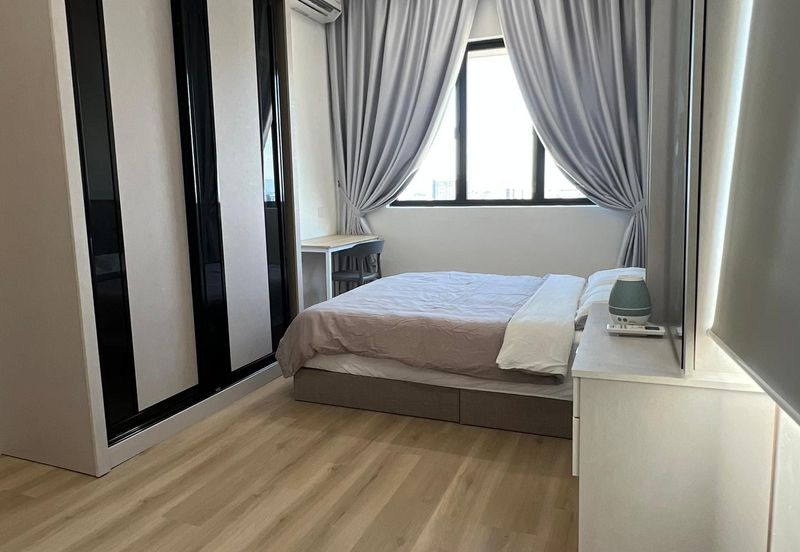 Kenny Hill Master Room For Rent! at Kenny Hill Apartment