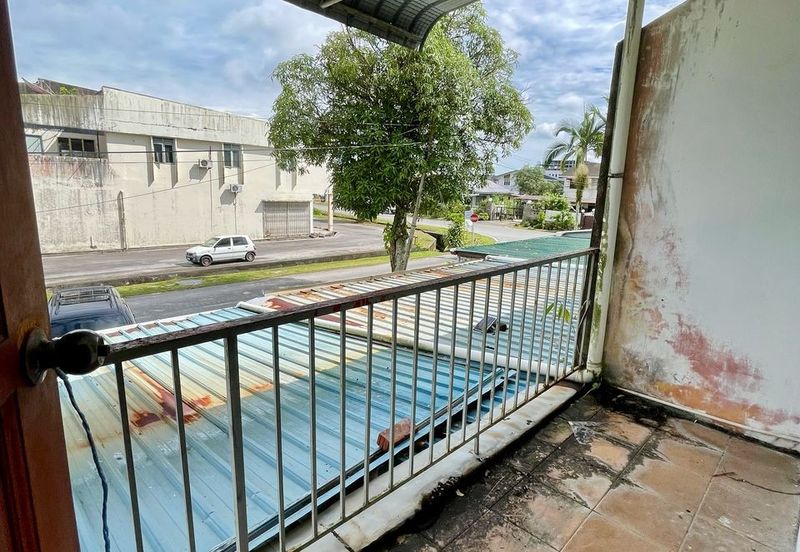 Double Storey Terrace Intermediate for Sale  Located at Everbright Estate