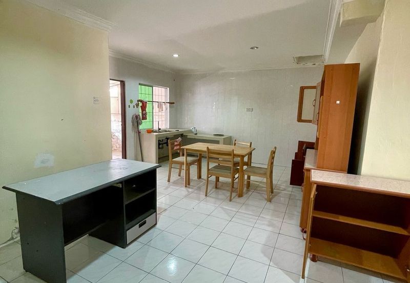 Double Storey Terrace Intermediate for Sale  Located at Everbright Estate