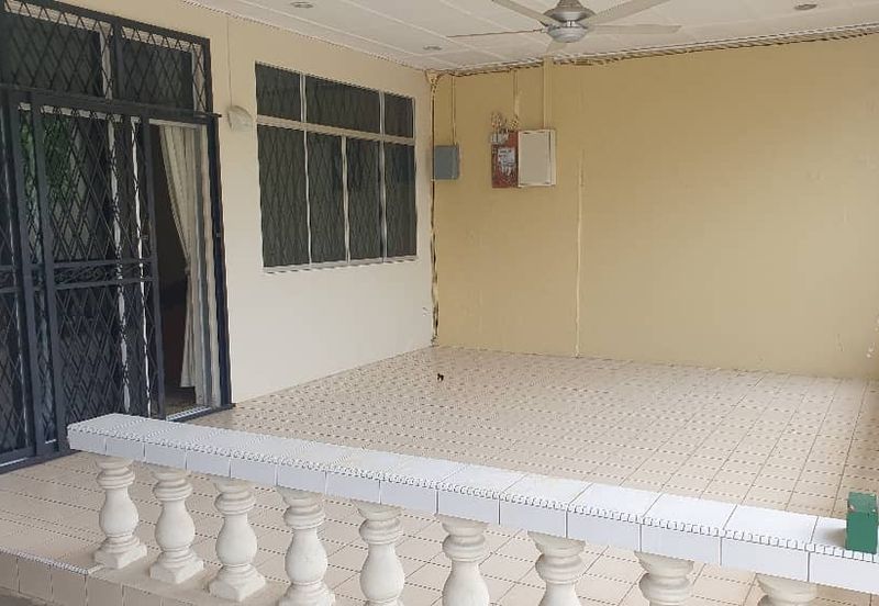 Double Storey Semi-Detached House For Sale! Location : Mabel Garden, Jalan Laksamana, Kuching