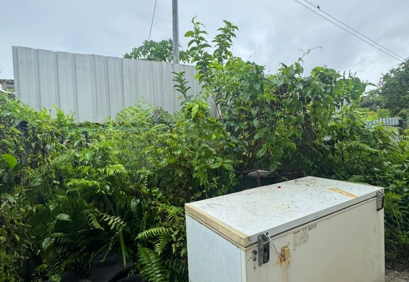 Single storey Terrace Intermediate House For Sale! Located at Taman  Bdc housing Stampin 