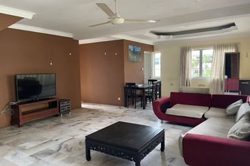 Central Court Apartment (Duplex Unit) For Rent/Sale  Located at Jalan Central 