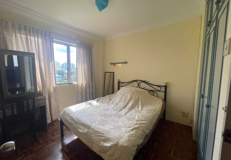 Central Court Apartment (Duplex Unit) For Rent/Sale  Located at Jalan Central 