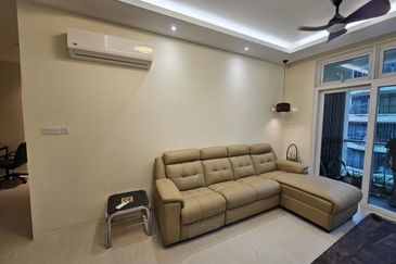 Riverine Diamond Condominium For Rent! Located at Jalan Petanak