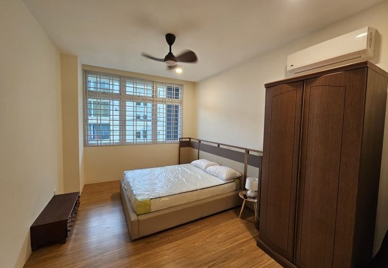 Riverine Diamond Condominium For Rent! Located at Jalan Petanak