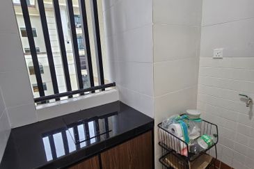 Riverine Diamond Condominium For Rent! Located at Jalan Petanak