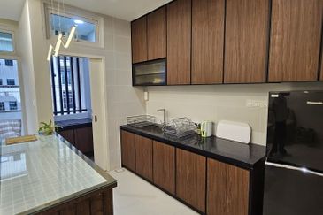 Riverine Diamond Condominium For Rent! Located at Jalan Petanak