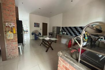 Double Storey Semi-Detached House For Rent! Located at Samariang Aman 2 - Oceania