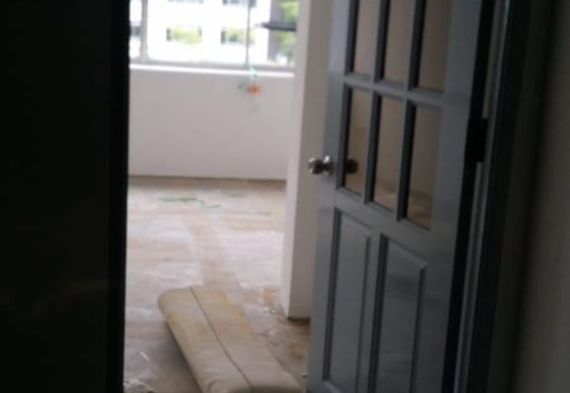 3rd Floor Intermediate Shoplot For Rent Located at Kenny Hill