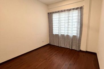 Uni-Central Double Storey House For Rent @ Kota Samarahan, Kuching (Opposite Unimas)