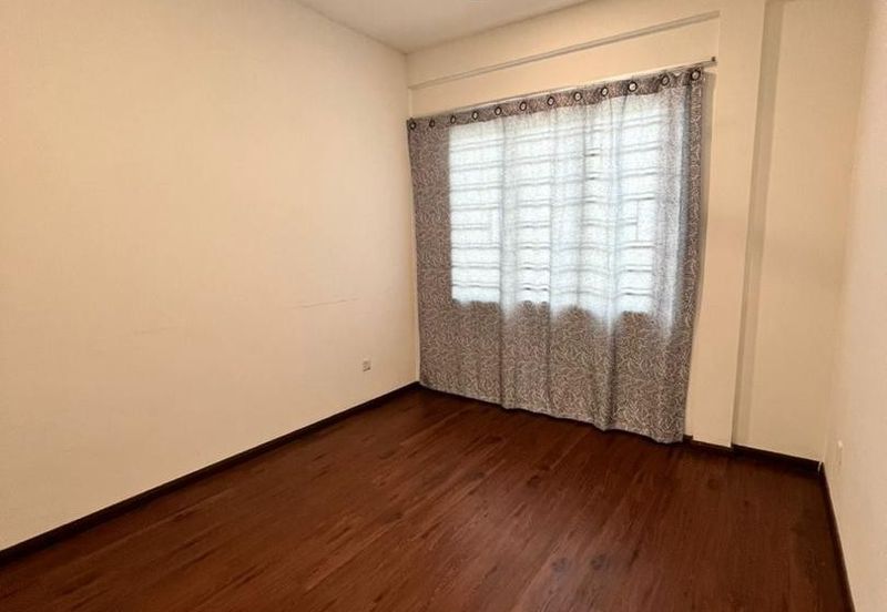 Uni-Central Double Storey House For Rent @ Kota Samarahan, Kuching (Opposite Unimas)