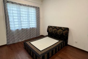 Uni-Central Double Storey House For Rent @ Kota Samarahan, Kuching (Opposite Unimas)