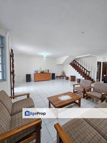 Double Storey Semi Detached For Sale! Located at Sungai Maong Tengah near Poh Kwong Park , Sarawak, Kuching
