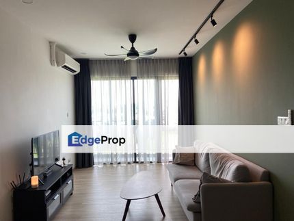 Vantage Residence For Rent Located at Stampin Tengah, Richmond Hill, Sarawak, Kuching