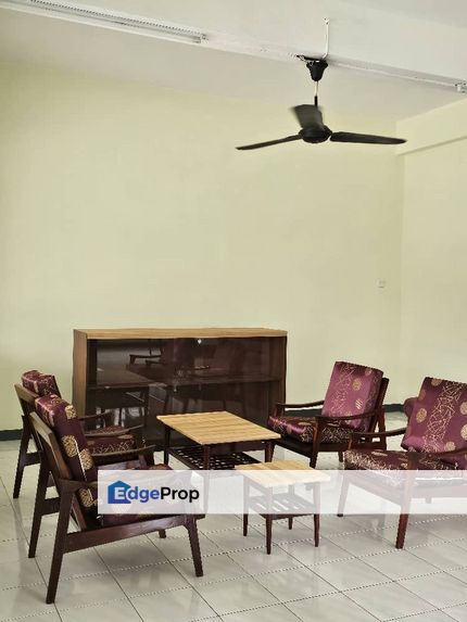Double Storey Semi-detached For Rent Located at Green Road near SGH, Sarawak, Kuching
