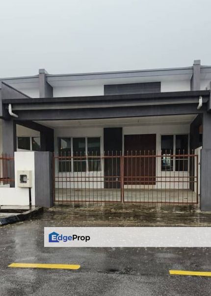 Brand New Single Storey Terrace Intermediate House For Sale! Located at Taman Malihah, Sarawak, Kuching