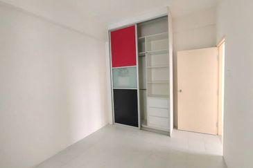 SkyVilla Condominium