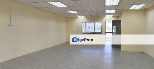 1st Floor Shoplot For Rent Located at Jalan Nanas (Facing Main Road), Sarawak, Kuching