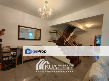 One and half Storey Semi Detached House * For Sale !! Located at Tabuan Laru, Sarawak, Kuching