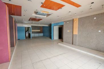 Second Floor Intermediate House FOR RENT! Located at 7th Mile