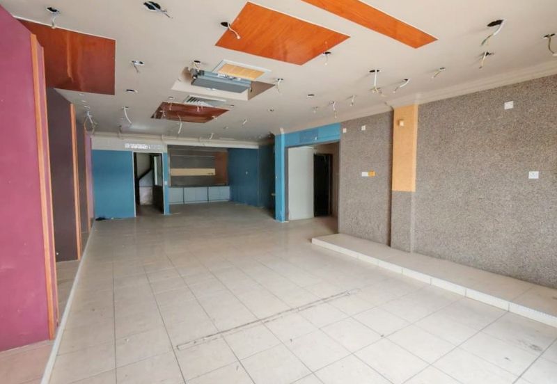 Second Floor Intermediate House FOR RENT! Located at 7th Mile