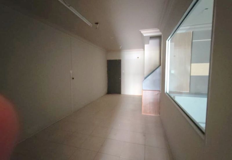 Second Floor Intermediate House FOR RENT! Located at 7th Mile