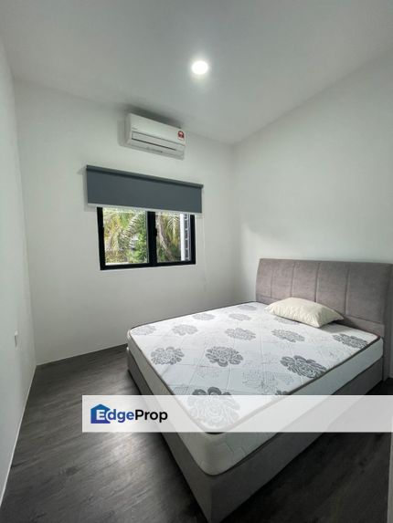 Room For Rent at Lumos Residence. Located at Jalan Ong Tiang Swee, Sarawak, Kuching