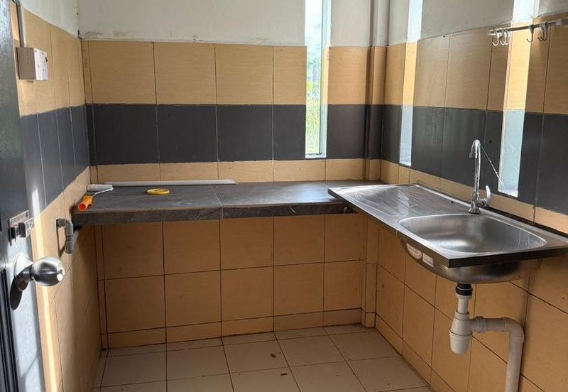 Single Storey Terraced Corner House Miri FOR SALE! Location: Vista Perdana, Miri