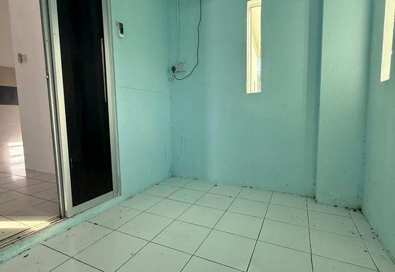 Single Storey Terraced Corner House Miri FOR SALE! Location: Vista Perdana, Miri