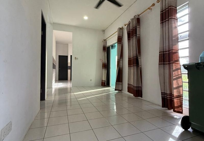 Single Storey Terraced Corner House Miri FOR SALE! Location: Vista Perdana, Miri