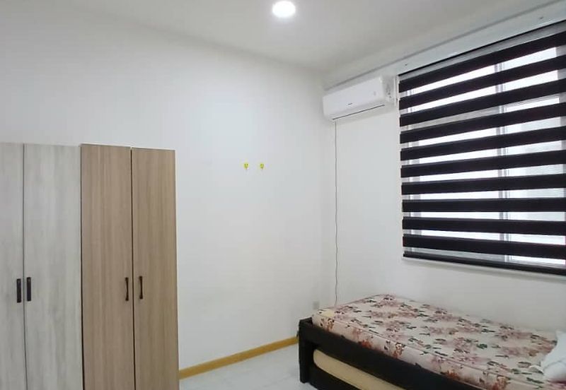  Prima Bintawa Riverfront Apartment For Rent 