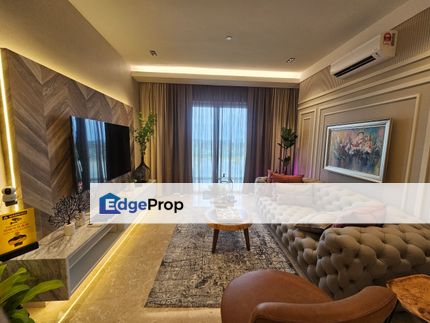 7 Reflection Serviced Apartment For Sale! 📍Located at Petanak, Sarawak, Kuching