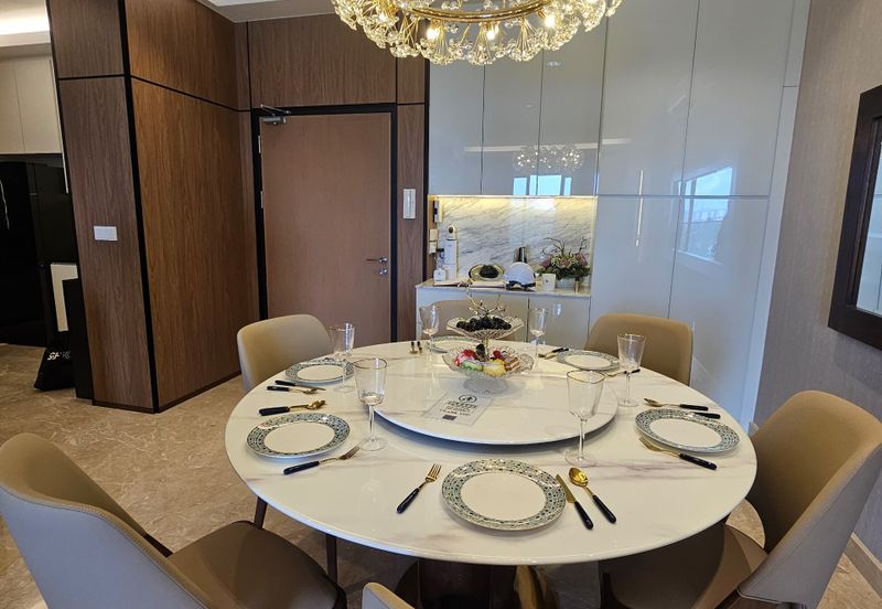 7 Reflection Serviced Apartment For Sale! 📍Located at Petanak