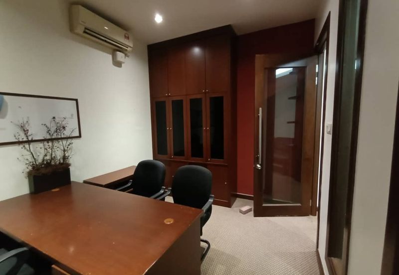 Second Floor Intermediate Shoplot For Rent! Located at Jalan Mendu