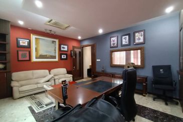 Second Floor Intermediate Shoplot For Rent! Located at Jalan Mendu