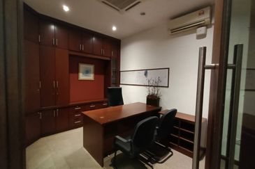 Second Floor Intermediate Shoplot For Rent! Located at Jalan Mendu