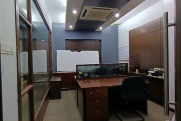 Second Floor Intermediate Shoplot For Rent! Located at Jalan Mendu