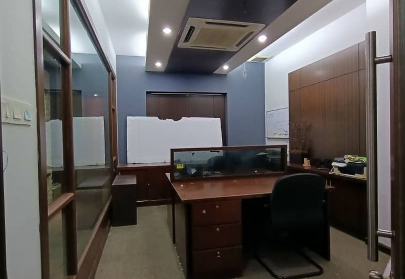 Second Floor Intermediate Shoplot For Rent! Located at Jalan Mendu