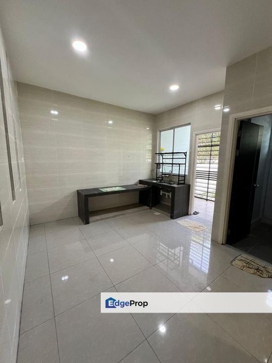 Uni Central Double Storey House For Rent! at Kota Samarahan, Sarawak, Kota Samarahan