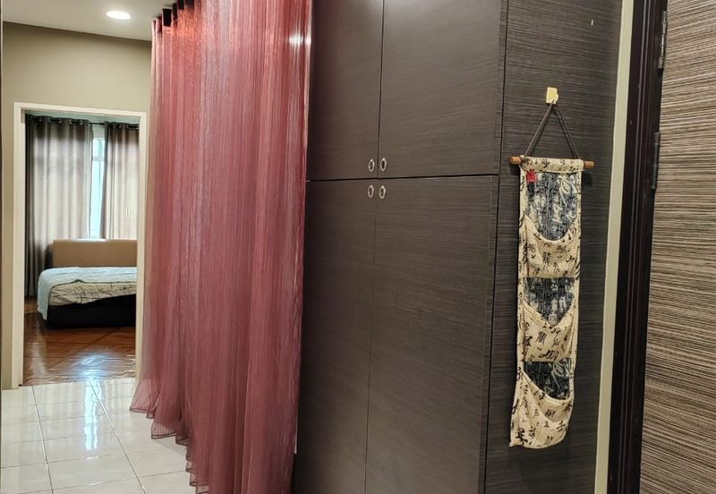 Eden Heights Condominium For Rent / For Sale Located at Richmond Hill