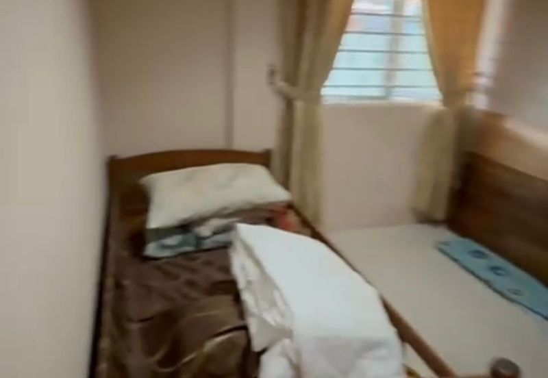 Single Storey Terrace Intermediate for Rent! Located at Taman Suria (Muara Tuang)