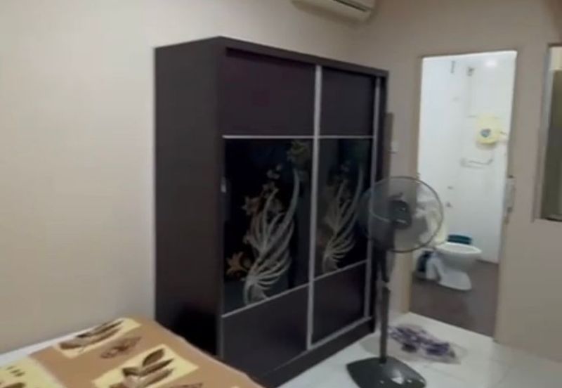 Single Storey Terrace Intermediate for Rent! Located at Taman Suria (Muara Tuang)