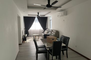 Prima Bintawa Apartment FOR RENT! Located at Bintawa