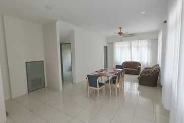 Kensho Lower Unit Townhouse For Rent Located at MJC, Batu Kawa