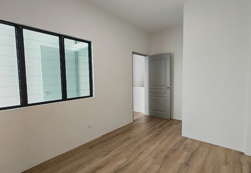 Kensho Lower Unit Townhouse For Rent Located at MJC, Batu Kawa