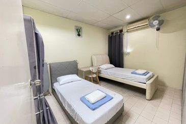 Chonglin Park Apartment For Rent  Short Term Stay   Location: Jalan Tabuan, Kuching