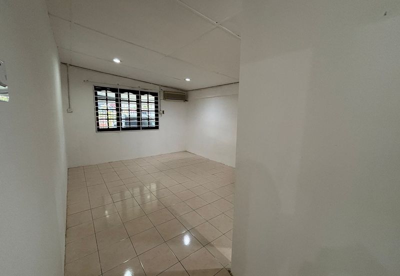 Single Storey Terrace Corner House For Sale! 📍Located at Matang, Jalan Taman Mawar