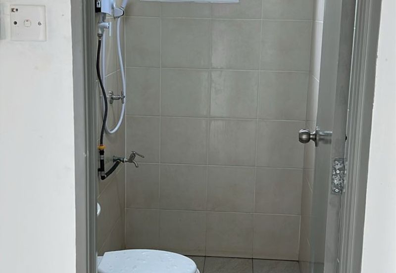 Sri Pertiwi SP Lodge Apartment FOR RENT! Located at MJC, Batu Kawa